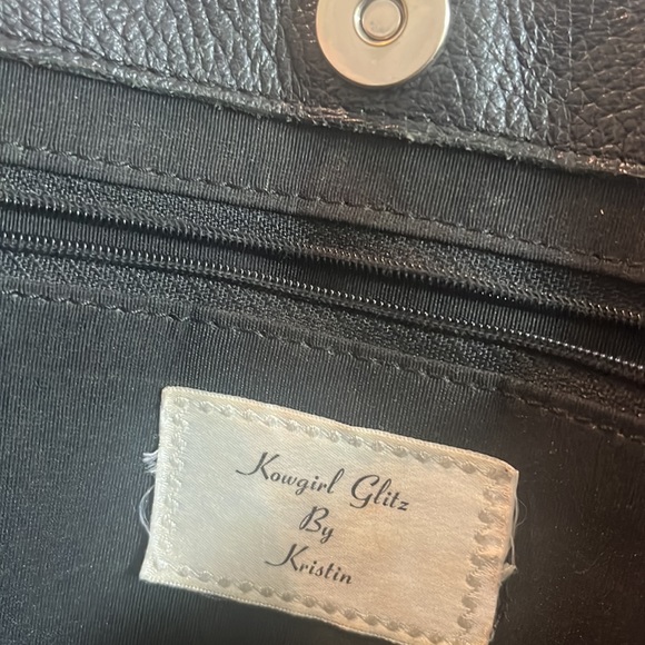 Leather purse with feathers and crystals - Picture 7 of 10